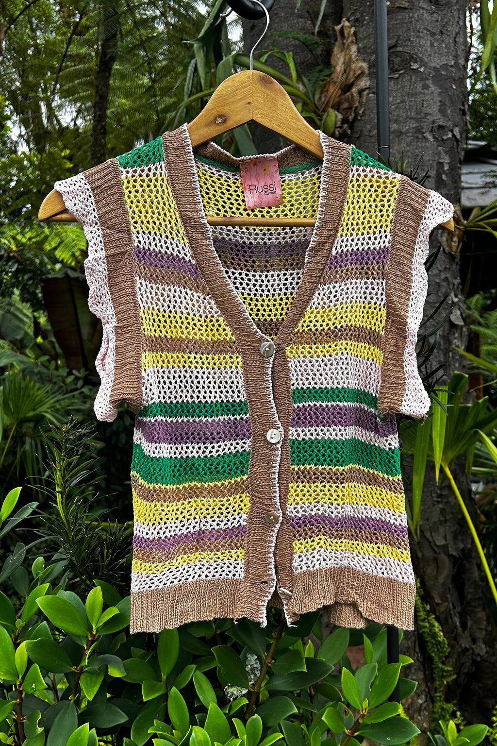 Candy twist top