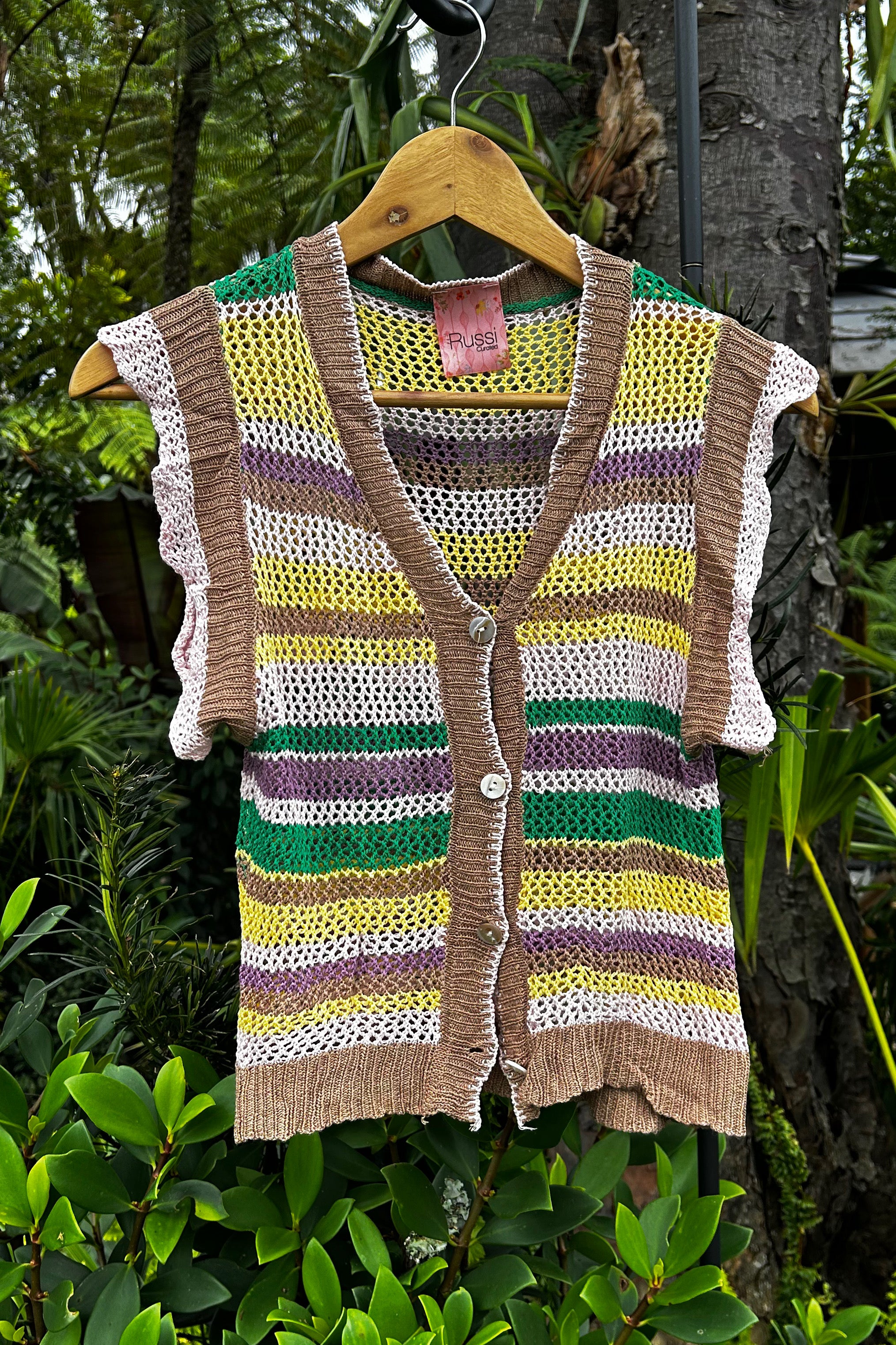 Candy twist top