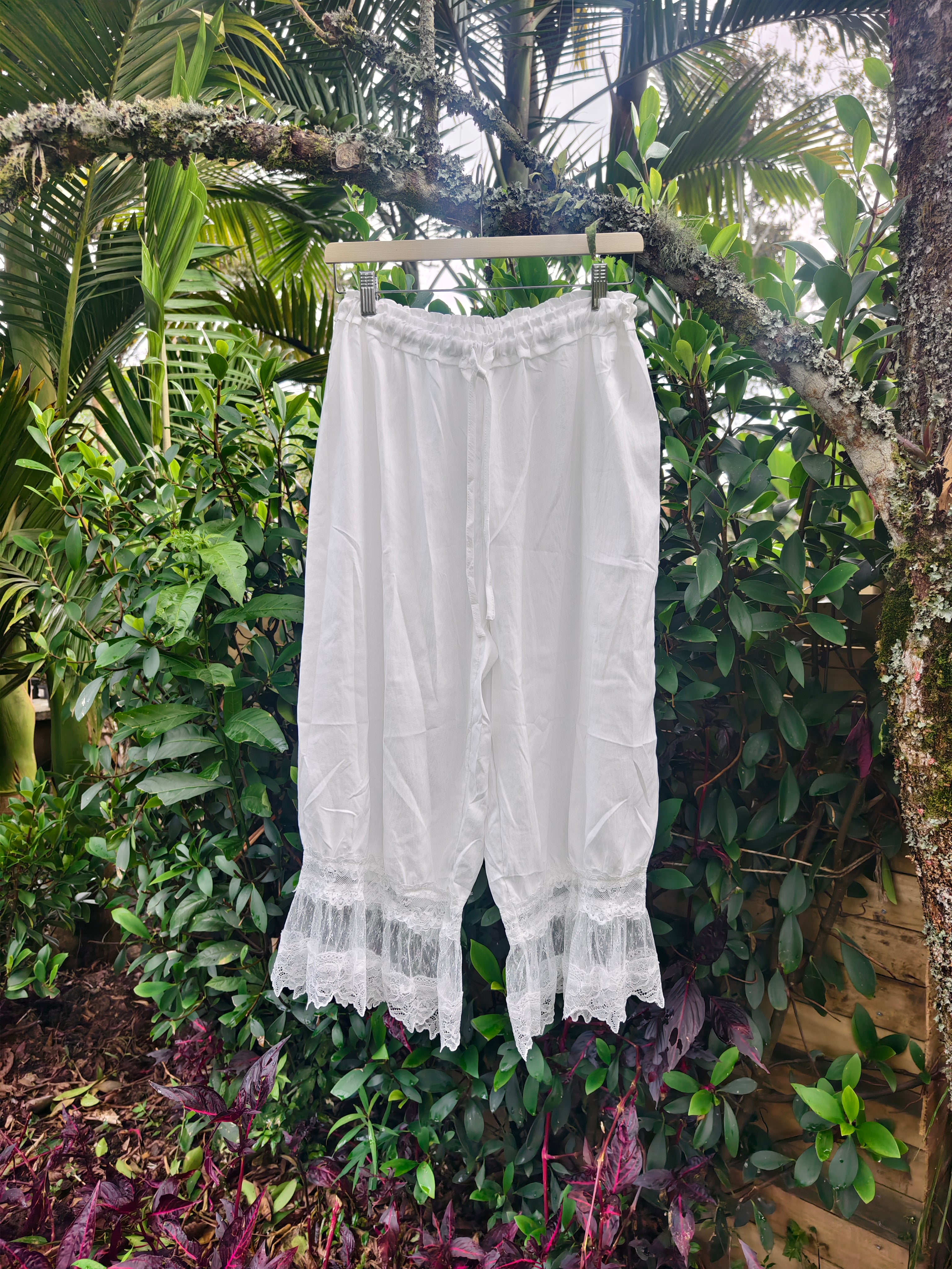 White romance pants