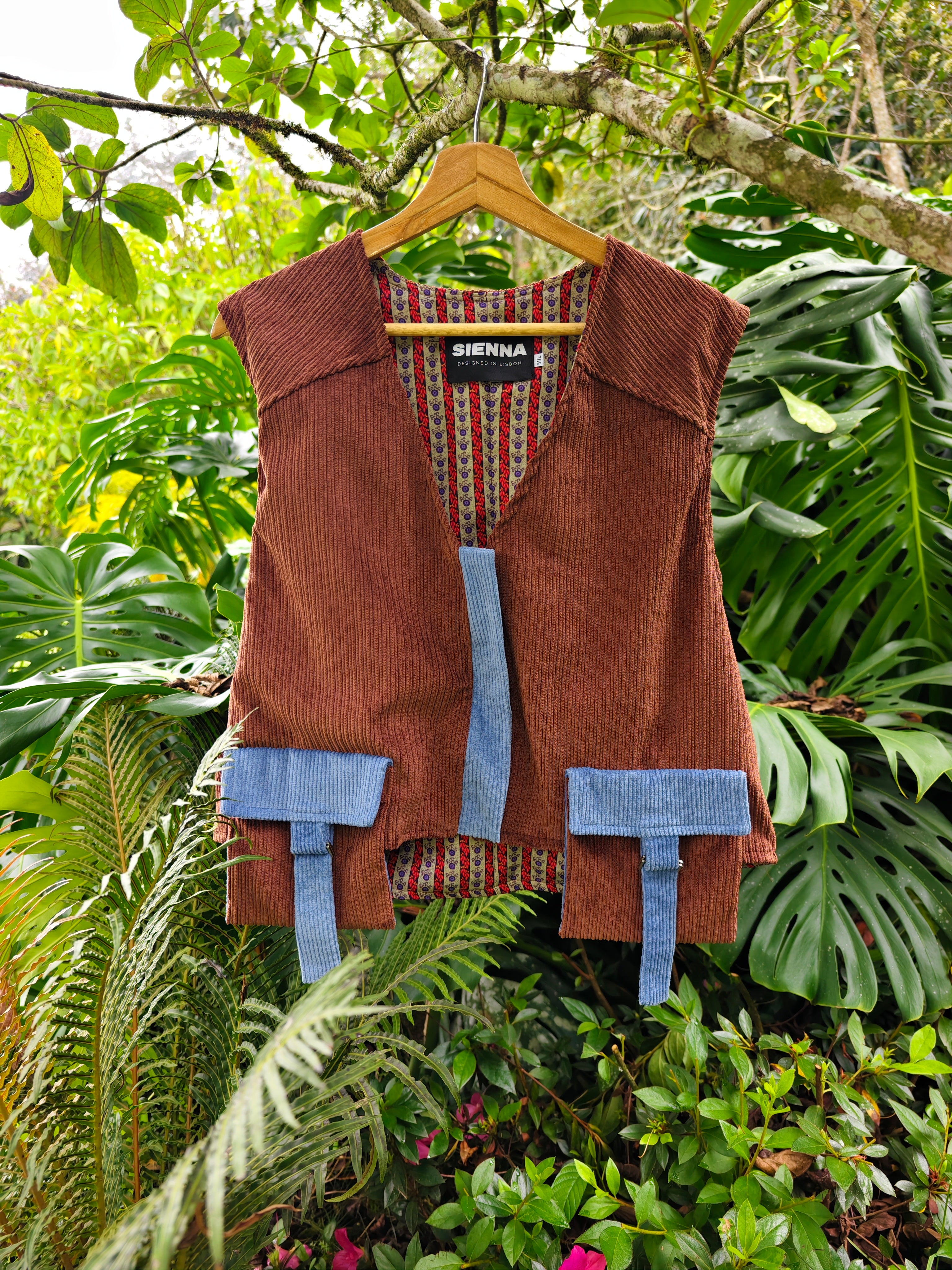 Cante Lisboa Vest